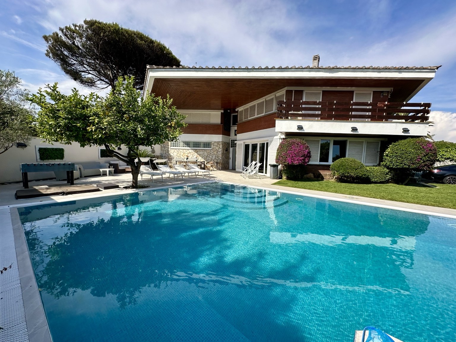 Villa con piscina privata a Fregene