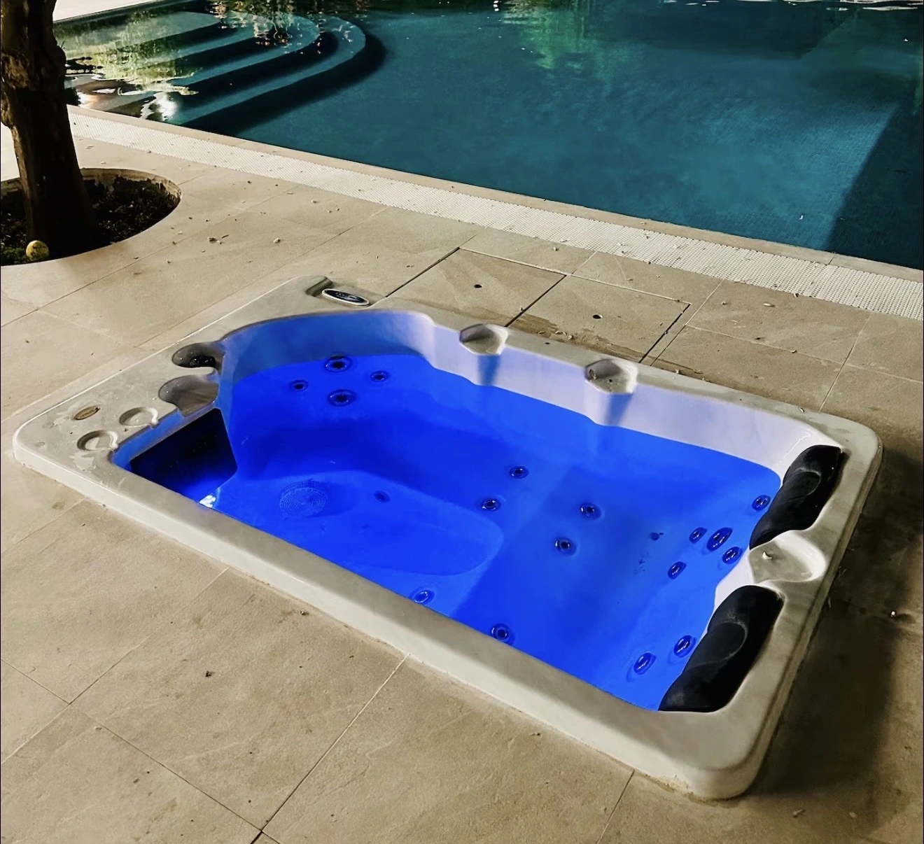 Jacuzzi riscaldata NANÀ Luxury Villa